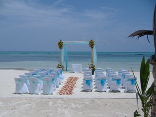 What a beautiful setting for YOUR beach wedding!
