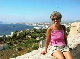 Steve and Pat Busalacchi off in Santorini, Greece!